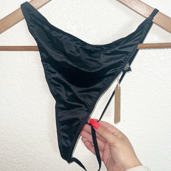 Skims Black Silky T-Back New Plus Women’s Thong - Picture 2 of 8